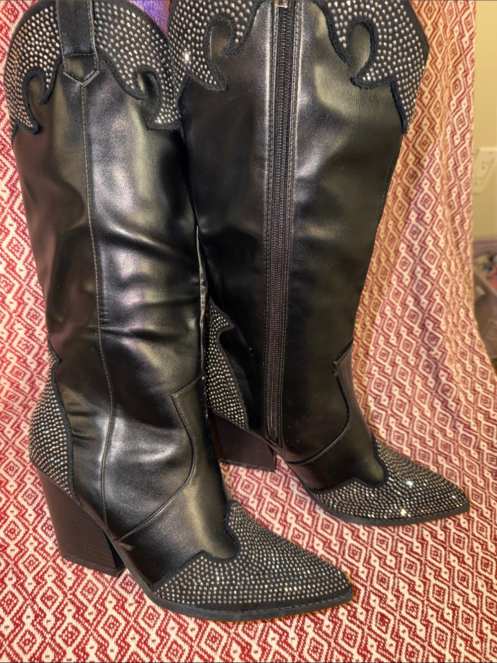 Black Studded Pointed-Toe Knee Boots